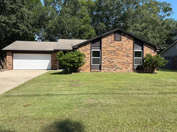 9224 Barnacle Blvd, Ocean Springs, MS 39564