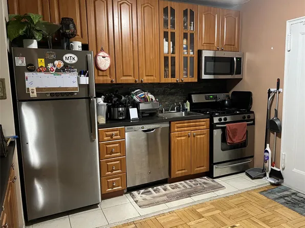 162-41 Powell's Cove Boulevard #1L, Whitestone, NY 11357