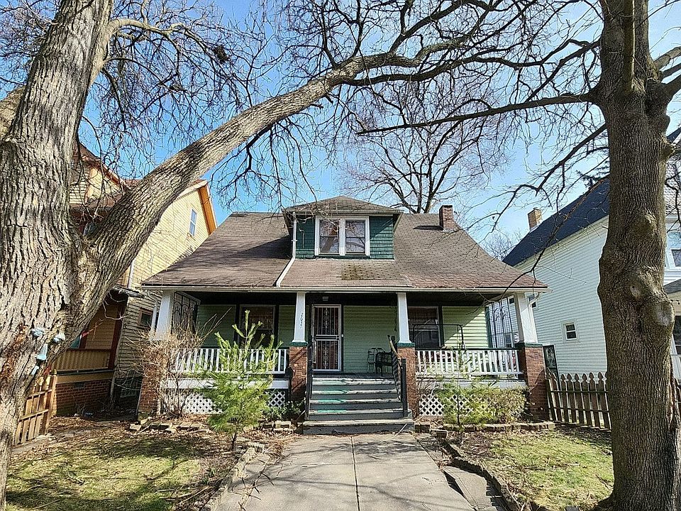 1st image of 2637 E 124th St