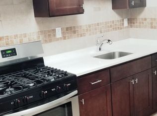 25-27 35th St #FF, Astoria, NY 11103