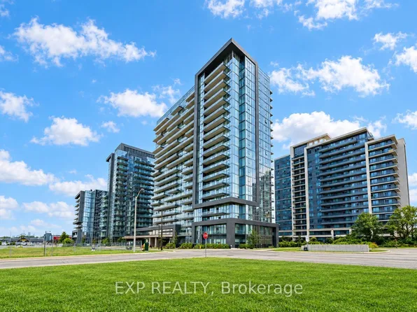 20 Gatineau Dr #803, Vaughan, ON L4J 0L3