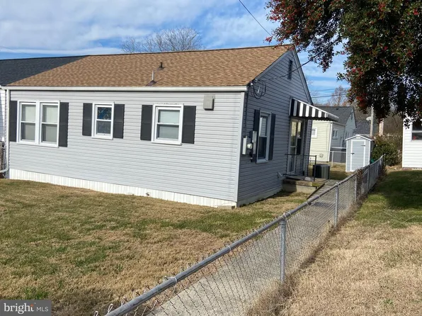 52 Circle Ave, Indian Head, MD 20640