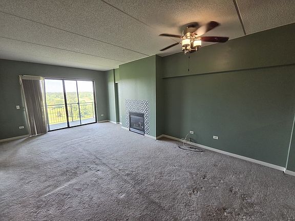 4th image of 6420 Double Eagle Dr Unit 1110