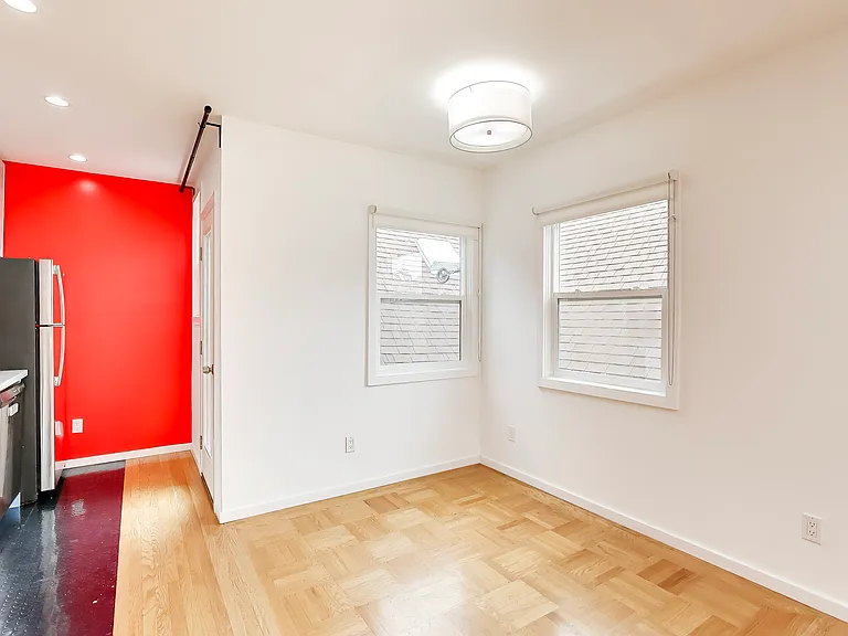 3033 Turk Blvd #4 — Photo 9