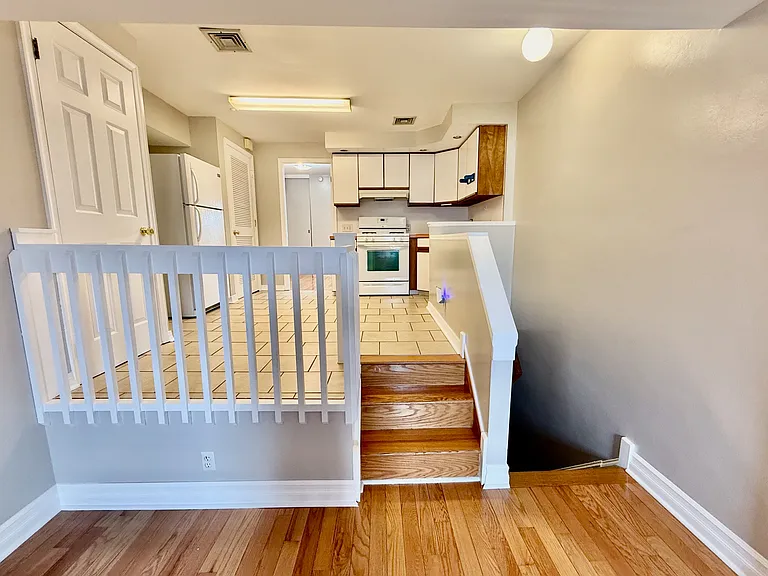 2205 Fitzwater St #3 — Photo 9