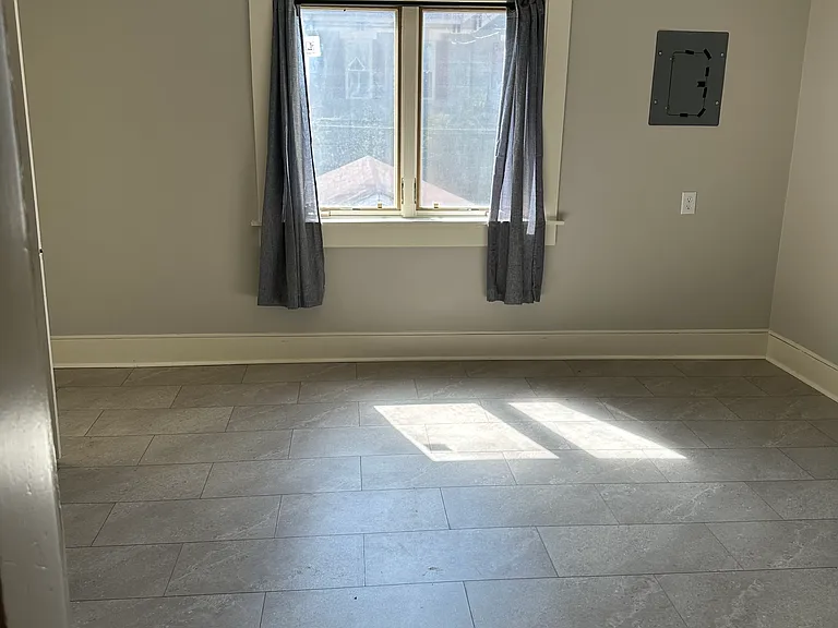 637 Cherry St — Photo 4