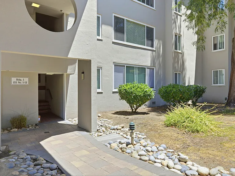 155 El Camino Real #2 — Photo 21