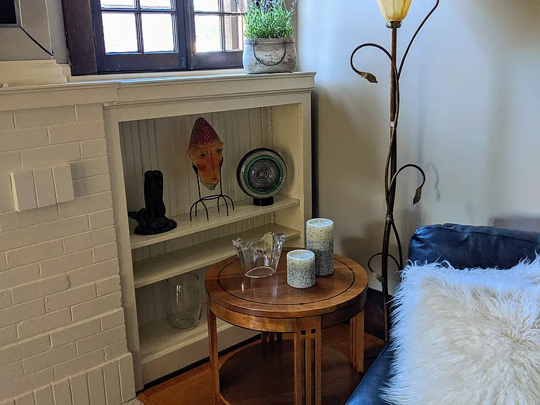 833 Grand Apartments — Photo 33