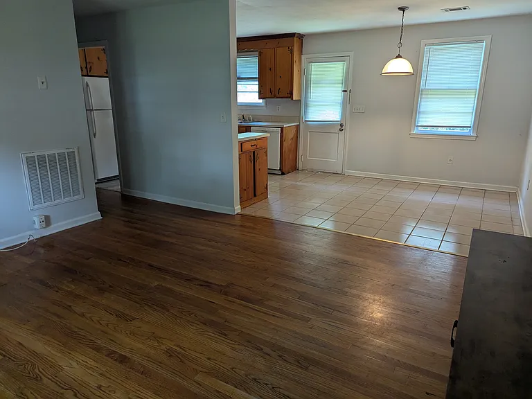 1527 Brookbank Ave #A — Photo 10
