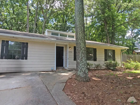 6756 Branchview Ct, Rex, GA 30273