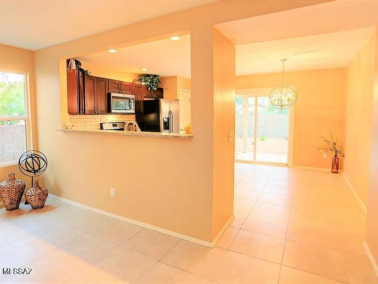 727 W Buffalo Grass Dr — Photo 6