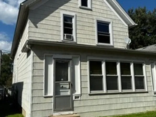 2340 Walnut St, Blue Island, IL 60406