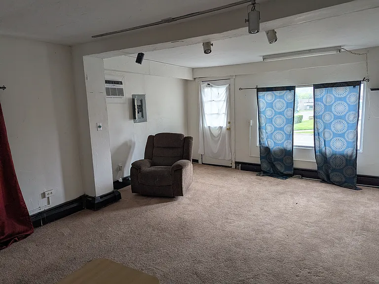 2911 Watson Blvd #1 — Photo 6