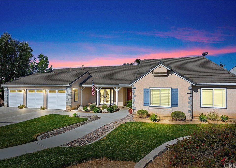 2nd image of 24840 Evening Shadow Ct