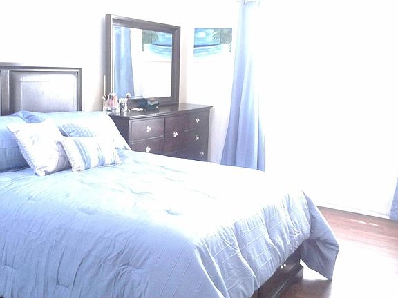 3rd image of 2711 N A1a