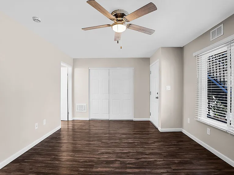 Point Loma Bay Apartments | Coastal Living Near the Beach — Photo 22