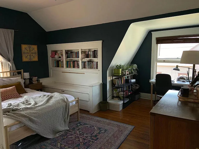 1938 1/2 Toberman St — Photo 12