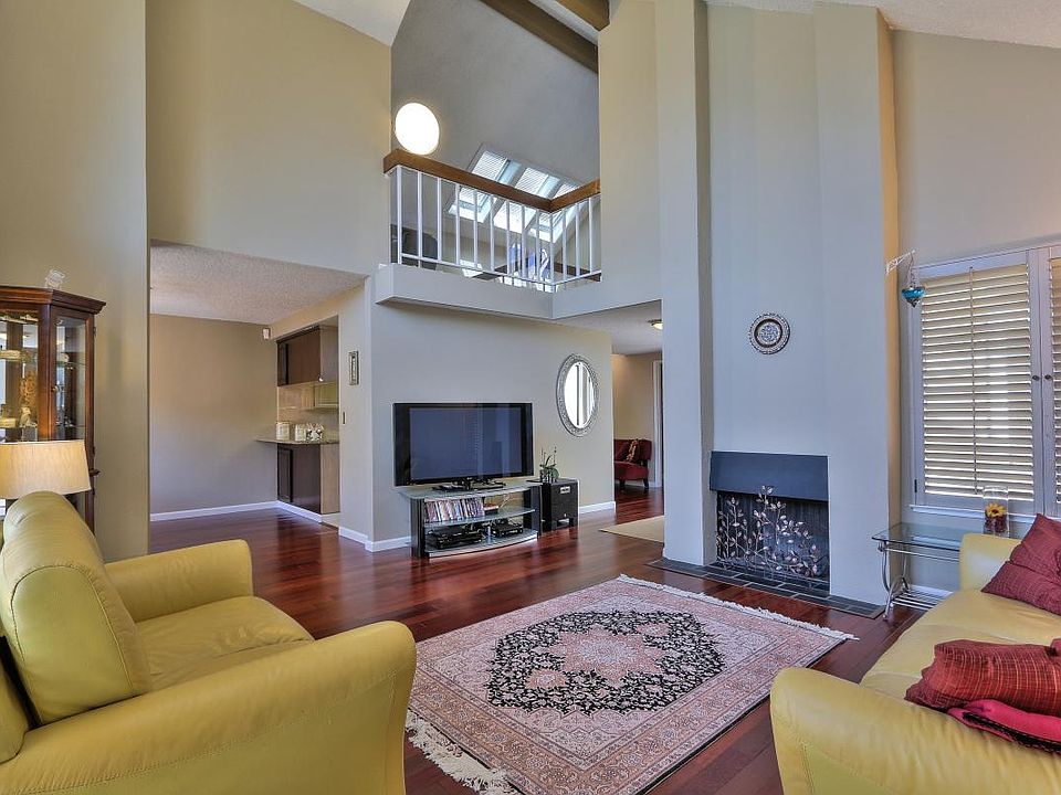 1st image of 21152 Patriot Way