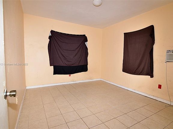 4th image of 10544 NW 6th Ave