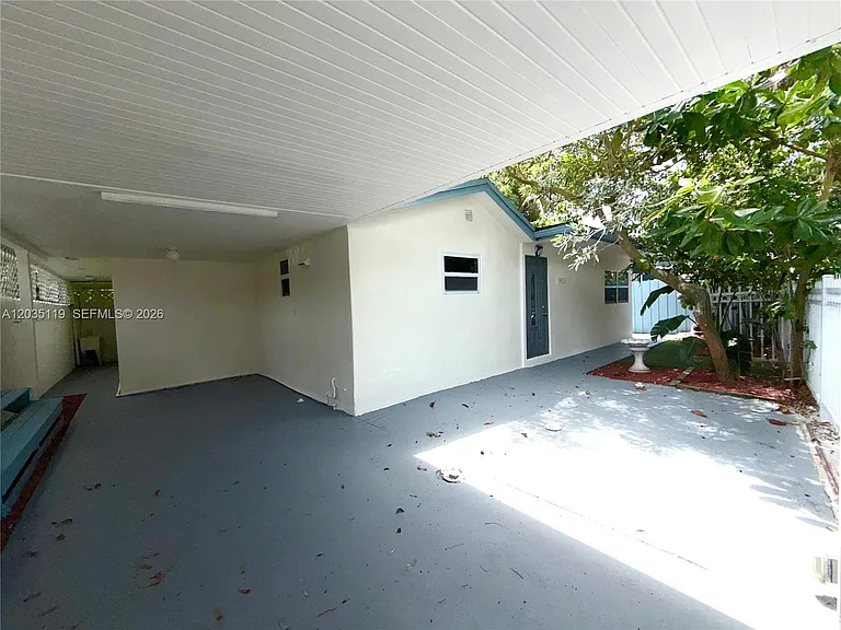 9615 NW 3rd Ave — Photo 14