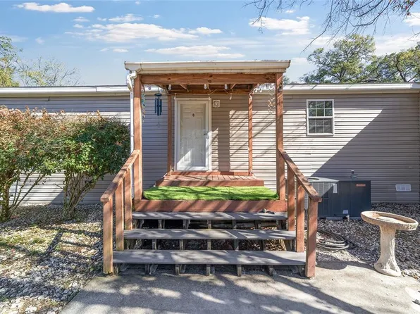 39742 Carolina Ave, Lady Lake, FL 32159