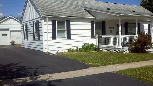1st image of 245 Wayne Ave