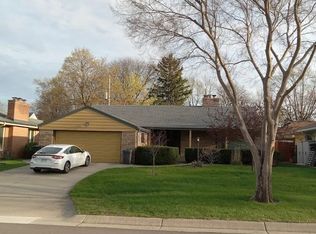 4623 W Anthony Dr, Greenfield, WI 53219