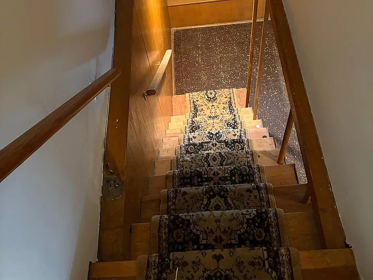1053 Taylor Dr — Photo 12