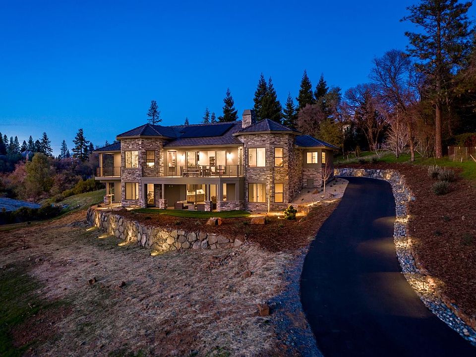 2nd image of 17309 Winchester Club Dr