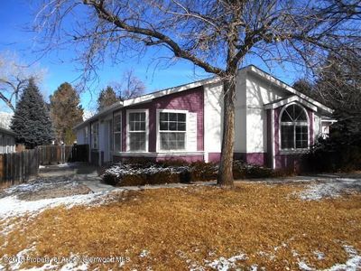 107 E Bonanza Pl, Parachute, CO, 81635