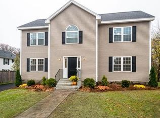 31 School St, Woburn, MA 01801