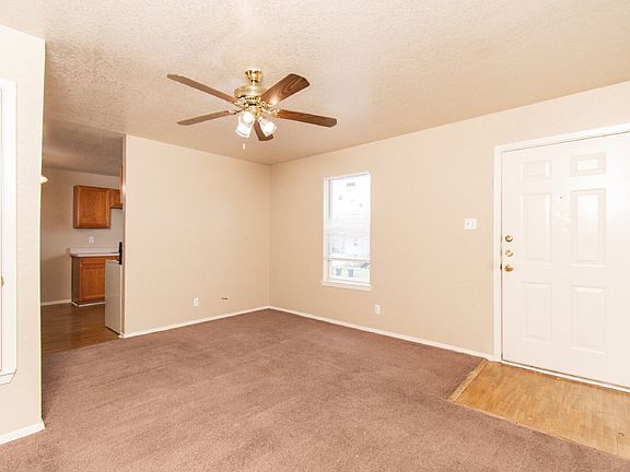 3rd image of 2014 Cedarhill Dr APT D