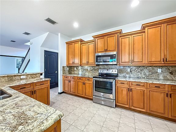 5th image of 12459 Muddy Creek Ln