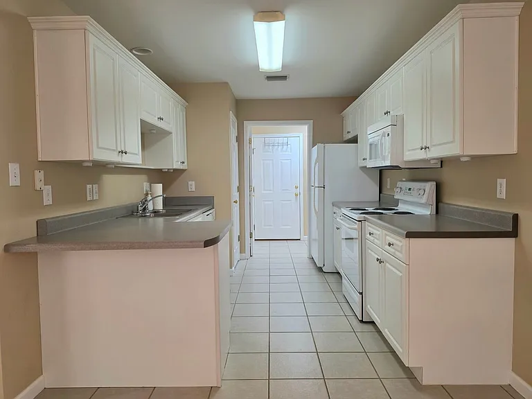 24381 Sailfish Ln — Photo 13