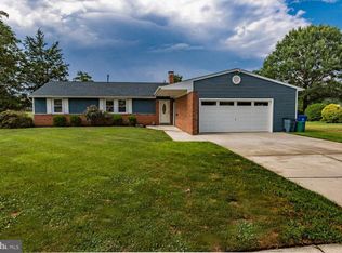 182 Lakeview Ter, Mount Laurel, NJ 08054