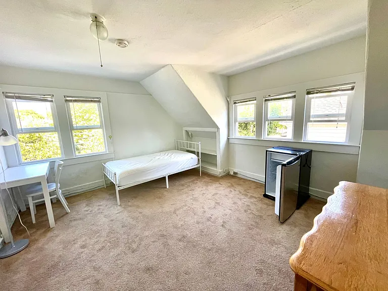 2228 McKinley Ave — Photo 25