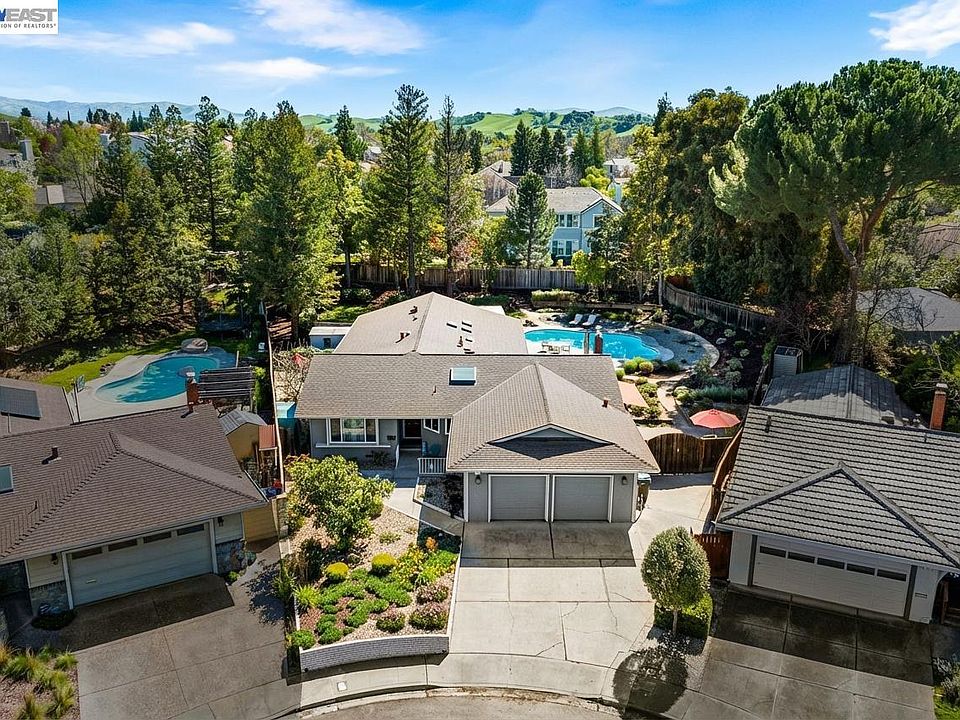 1st image of 535 San Gabriel Ct