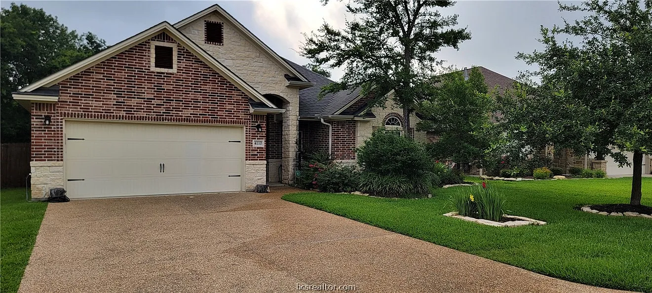 3 bed, 2.5 bath, 2150 sqft, $2,495 — Photo 1