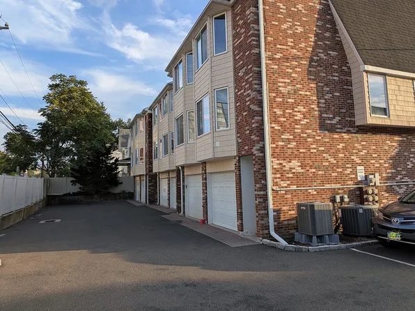 1611 Washington Blvd #35, Stamford, CT 06901