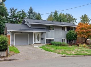 8816 SE Regents Dr, Milwaukie, OR