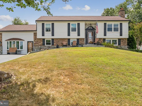 9533 Harvest Pl, Manassas, VA 20110