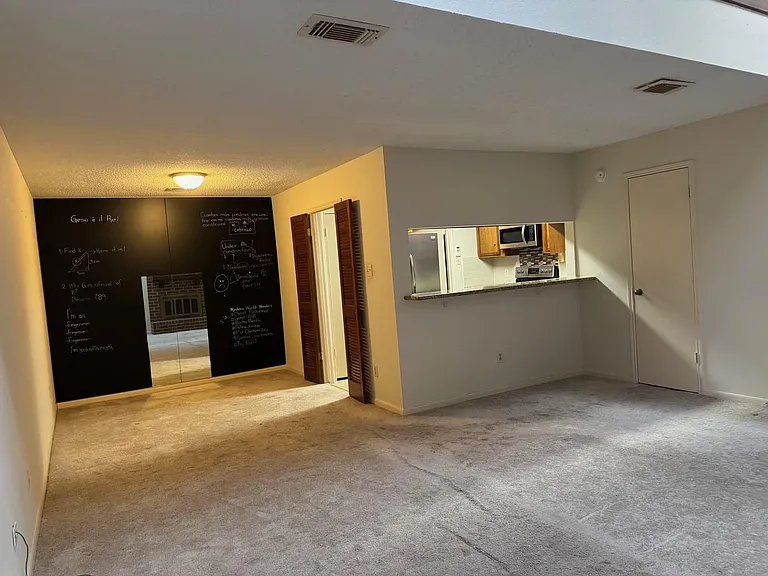 13784 Hollowgreen Dr — Photo 5