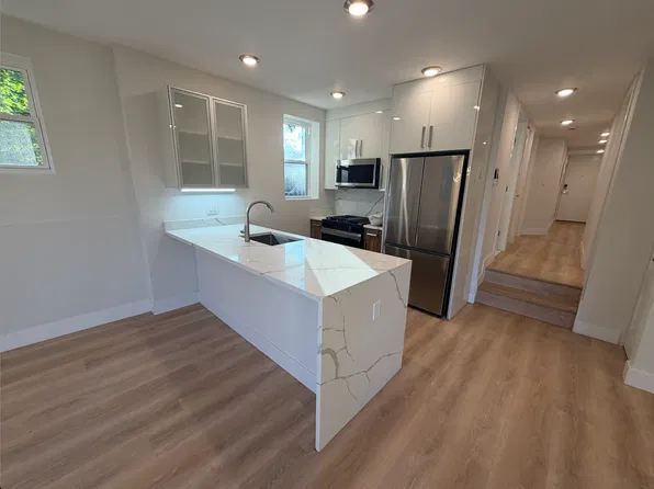 102 Palisade Ave #B, Jersey City, NJ 07306