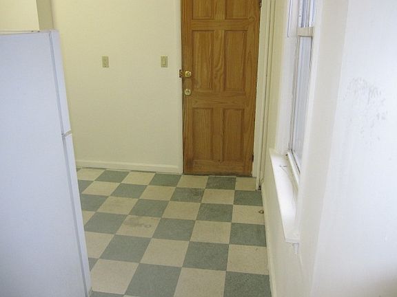 4th image of 2607 18th St APT 1