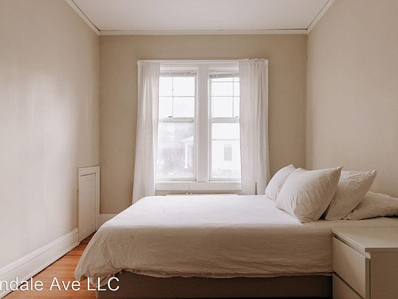 2nd image of 2544 Harriet Ave #9060604