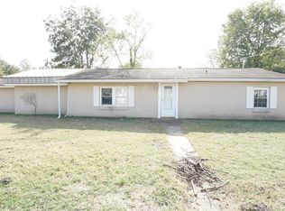 1413 Henry St, Sikeston, MO 63801