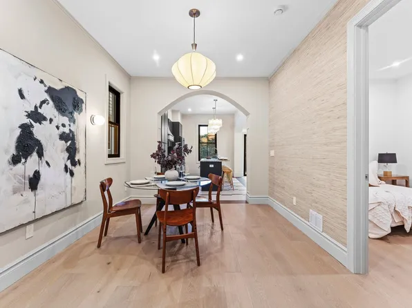 83 Liberty Place image 10 of 39