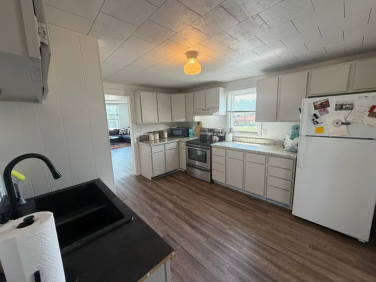 205 Milwaukee St — Photo 15