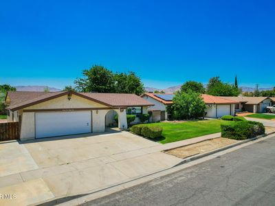 2534 E Avenue R3, Palmdale, CA, 93550