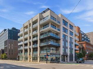 236 S Racine Ave #501, Chicago, IL 60607